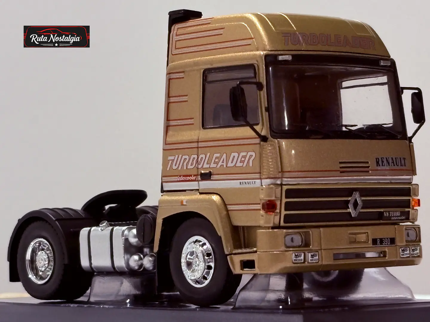 Renault R390 Turboleader 1987 IXO Models 1:43  9