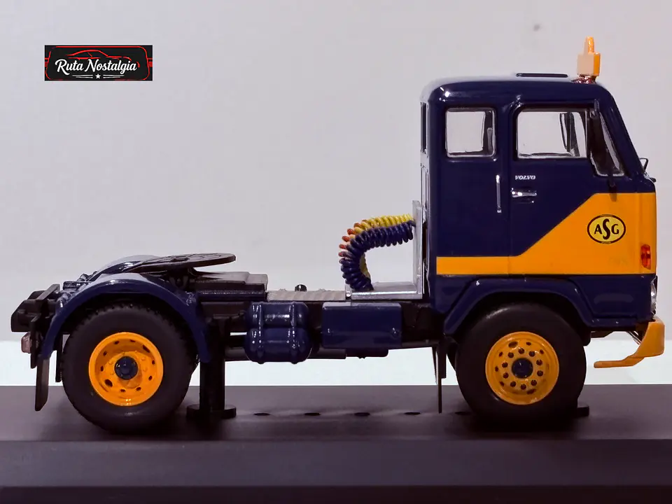 Volvo F88 ASG 1971 IXO Models TR034 1:43 | System 8 4
