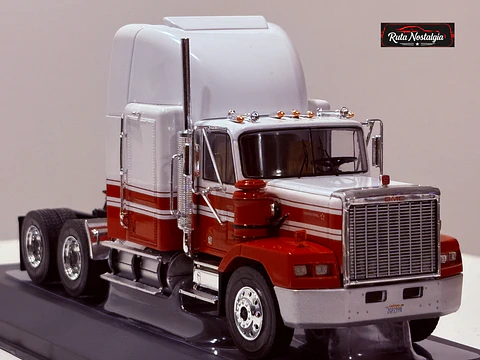 GMC General SBFA 1988 – IXO Models 1:43 – Clásico Americano