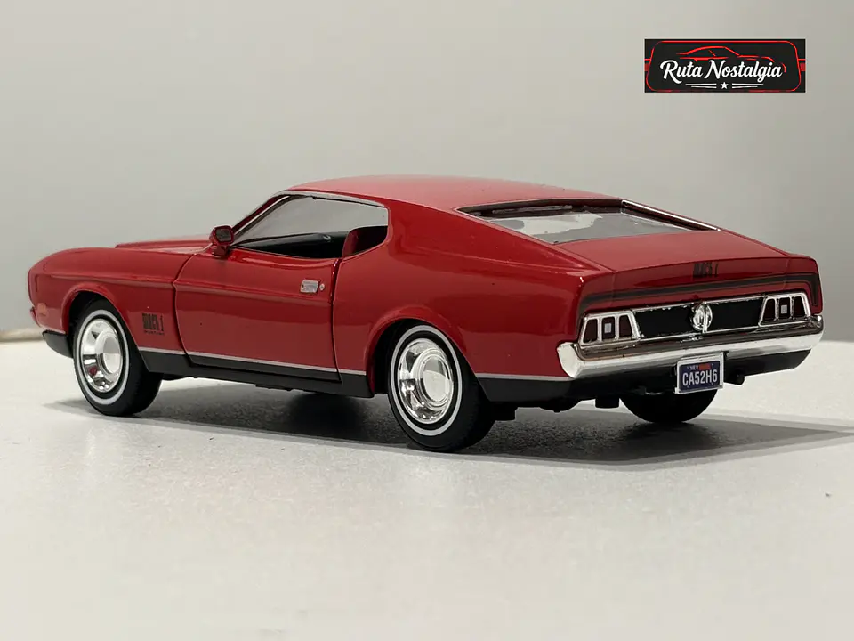 Ford Mustang Mach 1 1971 Motormax 1:24 | James Bond 007 8