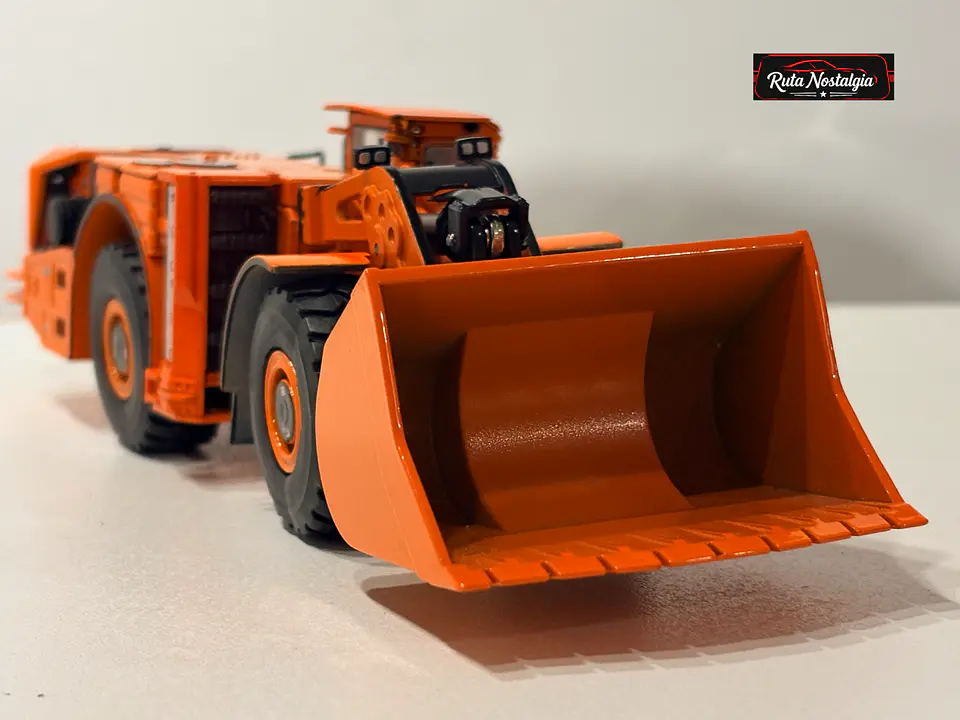 Cargador híbrido Scooptram KOMATSU WX22H 1:50 – Minería subterránea | Modelo con detalles 1