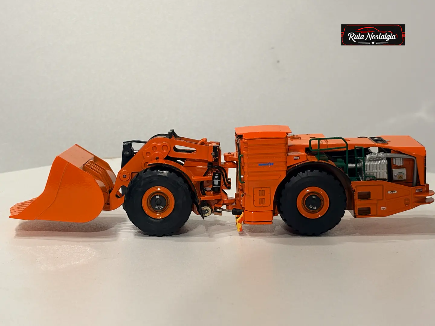 Cargador híbrido Scooptram KOMATSU WX22H 1:50 – Minería subterránea | Modelo con detalles 7