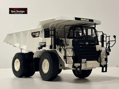 Camión Dumper - Highway truck CAT 775G | Norscot Edición Especial - 1:50 – Camión Minero a Escala Coleccionable (Sin caja original)