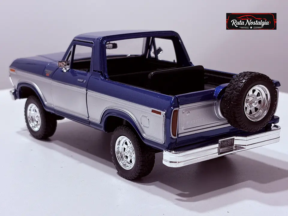 Ford Bronco Ranger XLT 1978 (Open Top) — Motormax 