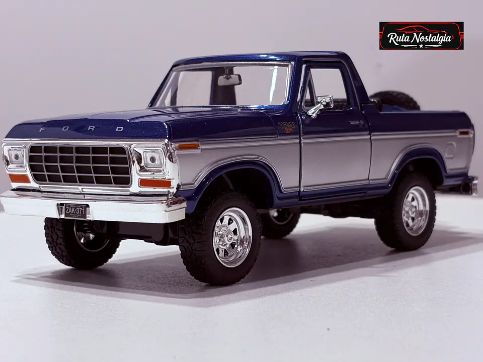 Ford Bronco Ranger XLT 1978 (Open Top) — Motormax 