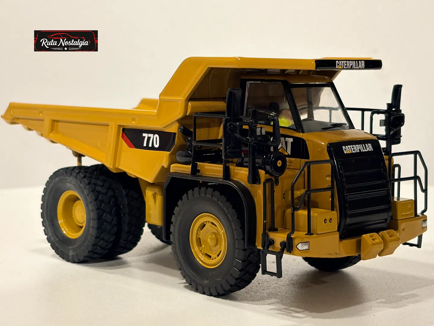 Equipo Minero de Obra CAT 770 | Diecast Masters 1:50 10