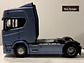 Camión a escala Scania R-Series Topline 2019 | 1:18 Premium ClassiXXs by IXO | Tractocamión Scania R500 de colección - Miniatura 8