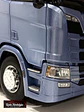 Camión a escala Scania R-Series Topline 2019 | 1:18 Premium ClassiXXs by IXO | Tractocamión Scania R500 de colección - Miniatura 4