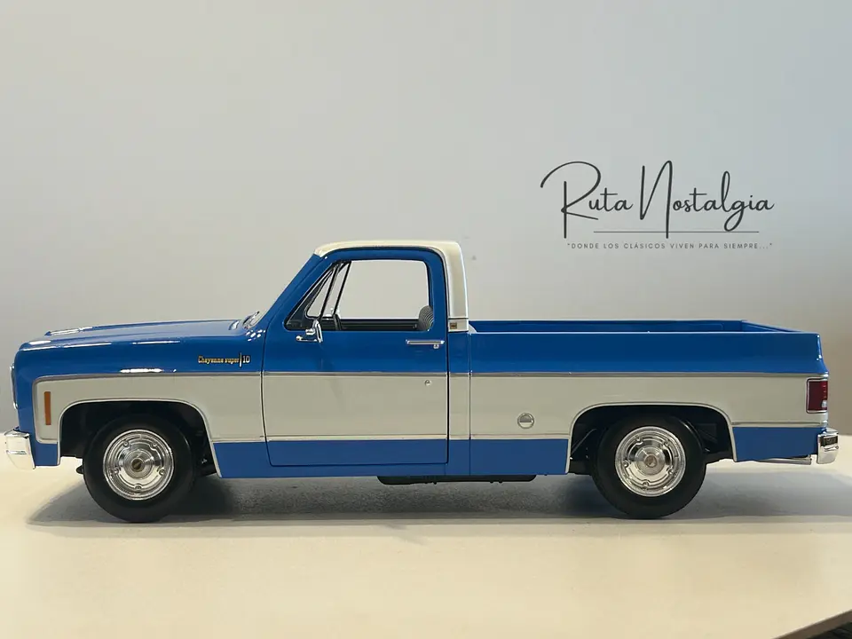 Camioneta a escala Chevrolet C10 Cheyenne Super 1974  – Maisto 1:18 Special Edition  20