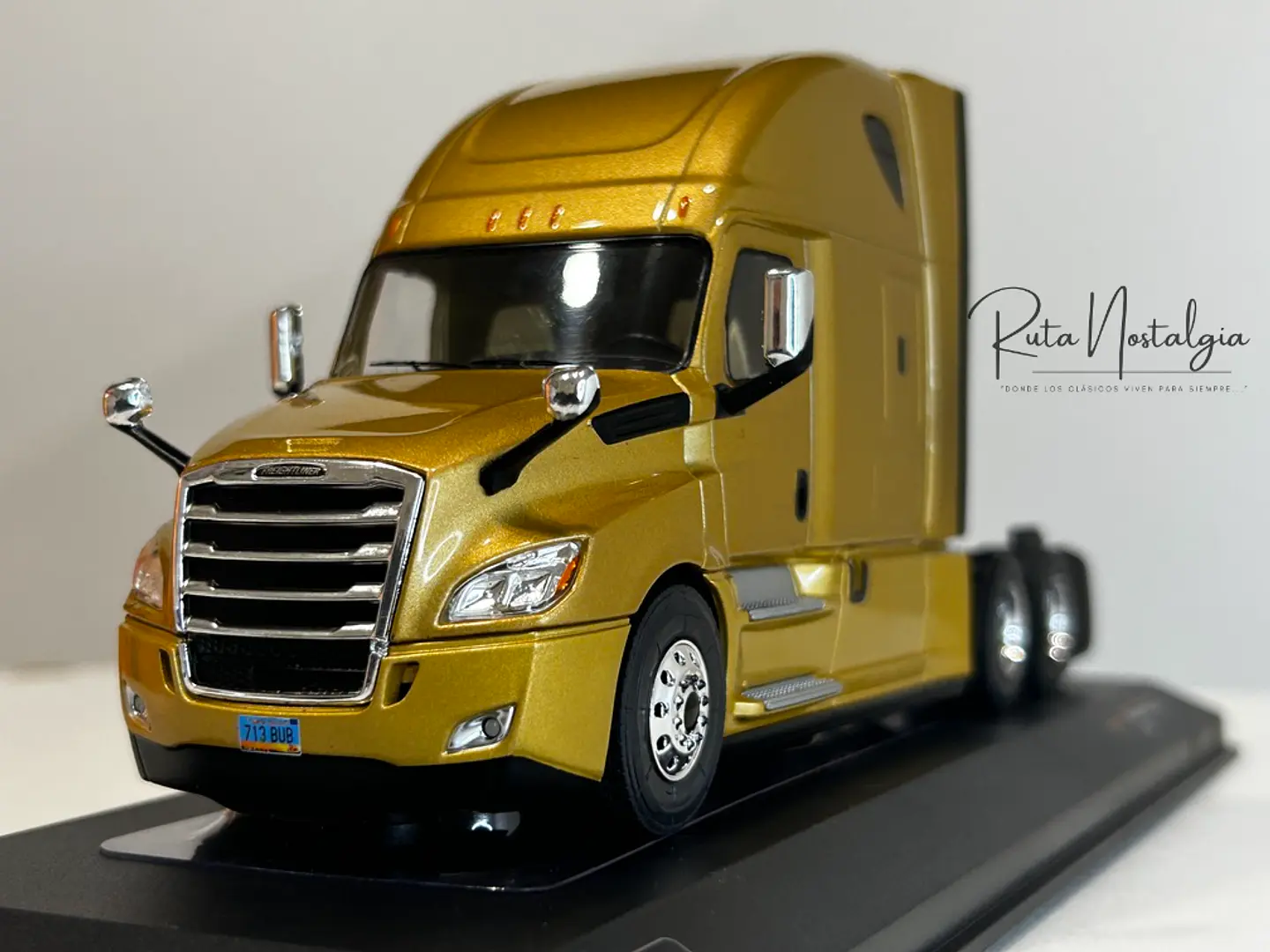 Camión Freightliner Cascadia (2018) | IXO 1:43 11