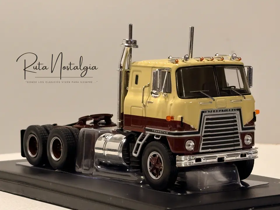International Transtar COE (1976) | IXO Models 1:43 13