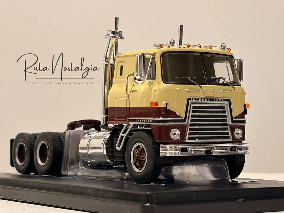 International Transtar COE (1976) | IXO Models 1:43 18