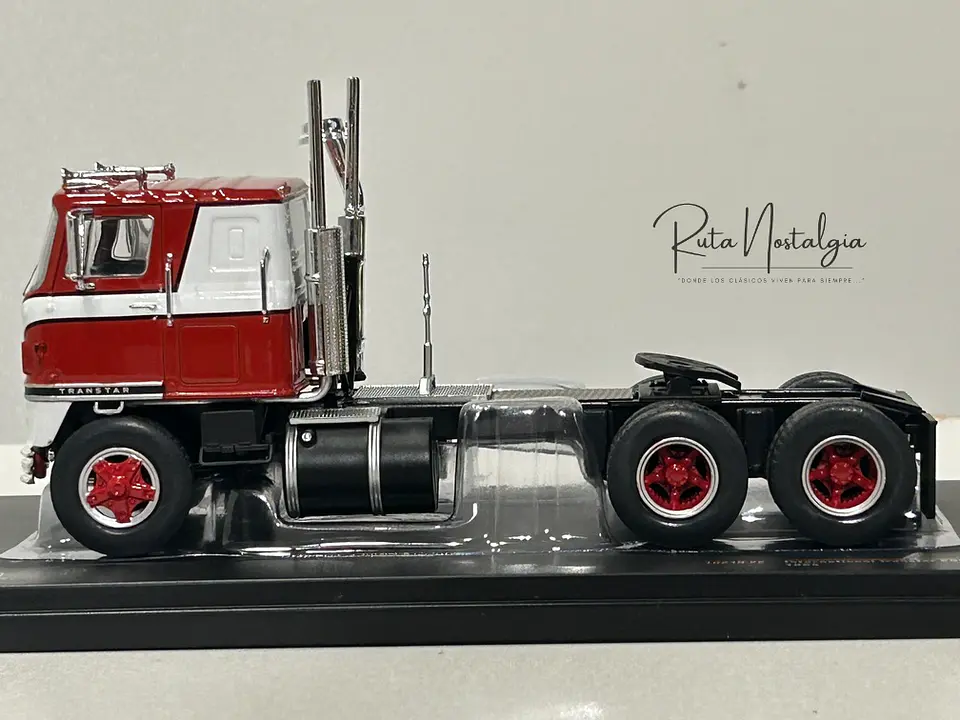 International Transtar COE (1976) | IXO Models 1:43 8
