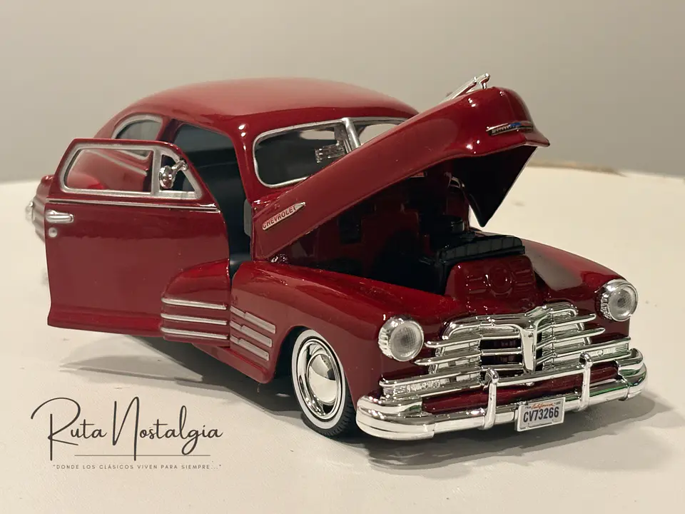 Auto Chevrolet Aerosedan Fleetline (1948) | Motormax 1:24 2