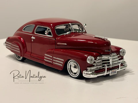 Chevrolet Aerosedan Fleetline (1948) |  Motormax 1:24 
