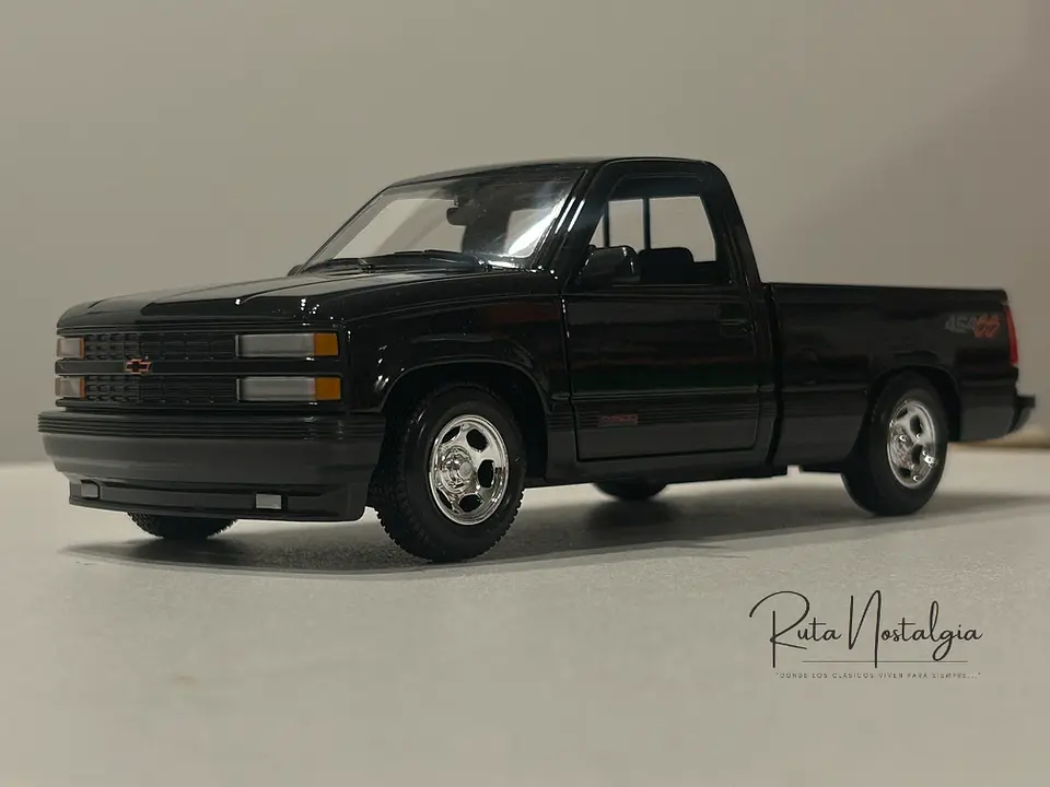 Camioneta Chevrolet 454 SS Pick-up (1993) | Maisto 1:24 4