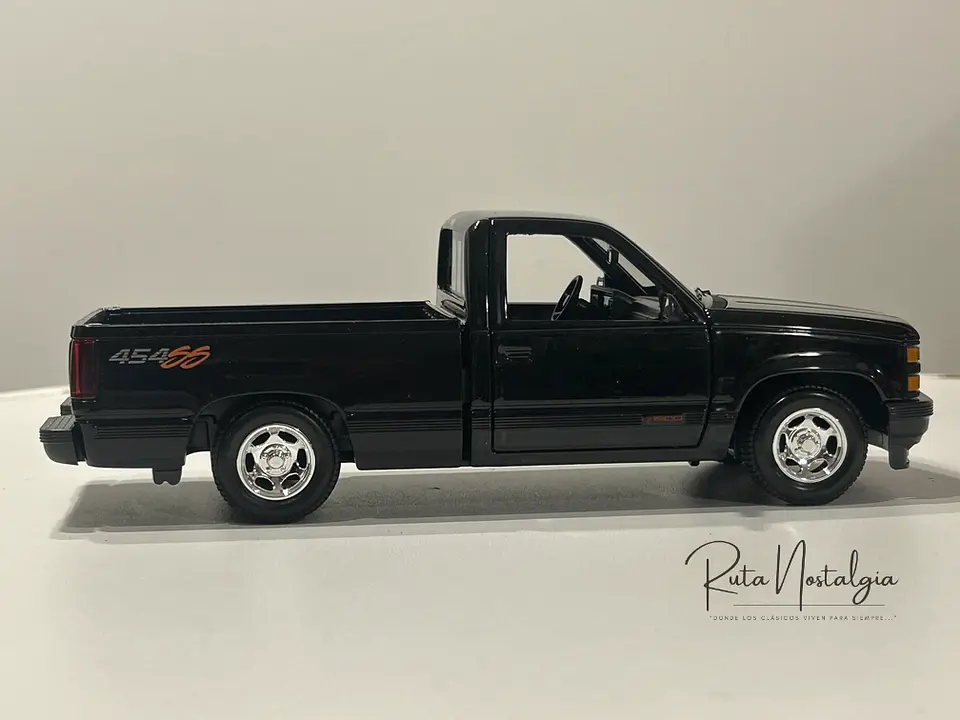 Camioneta Chevrolet 454 SS Pick-up (1993) | Maisto 1:24 9