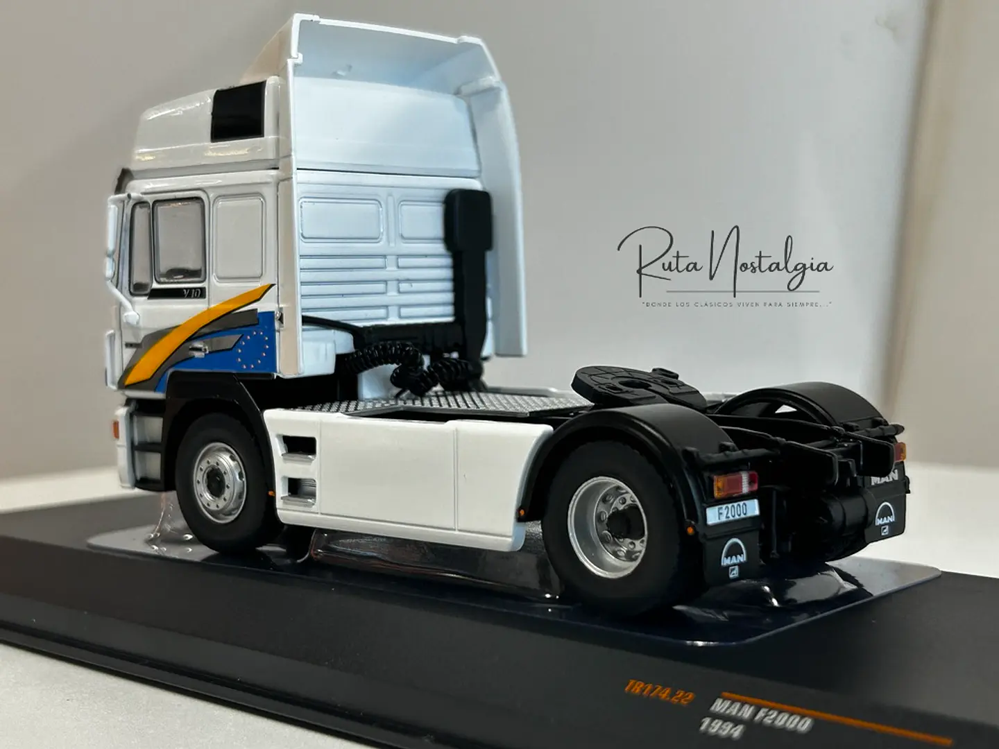 Camión MAN F2000 19.463 (1994) | IXO Escala 1:43 7