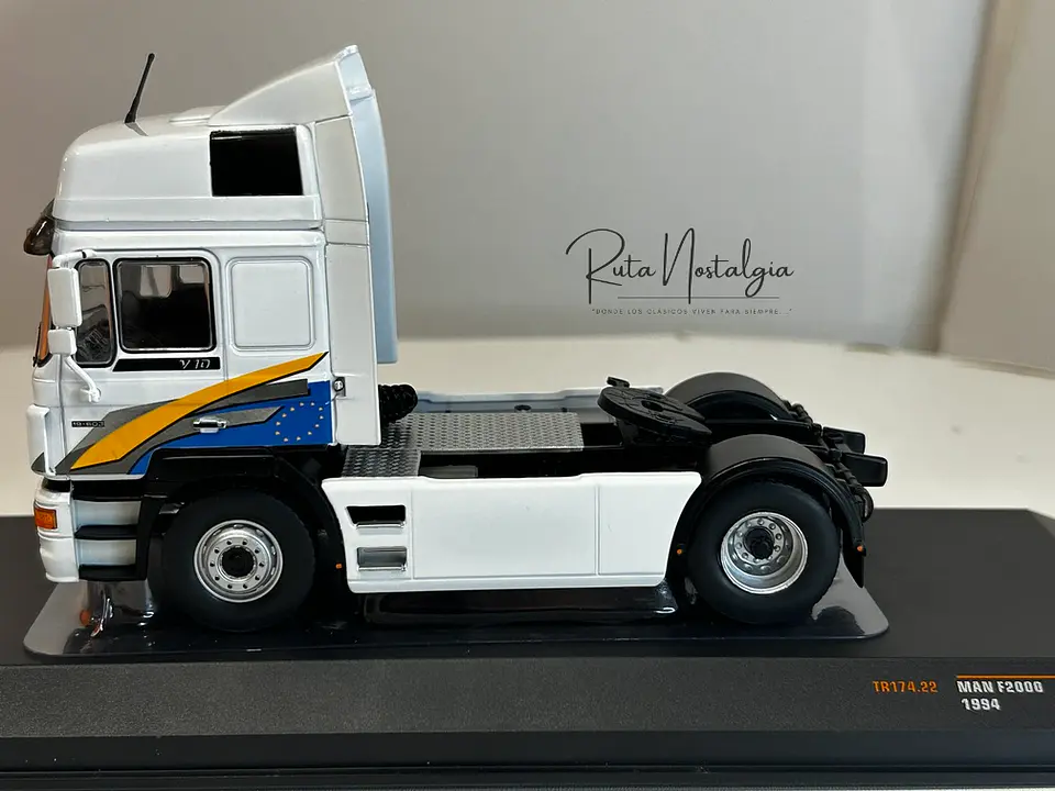 Camión MAN F2000 19.463 (1994) | IXO Escala 1:43 8