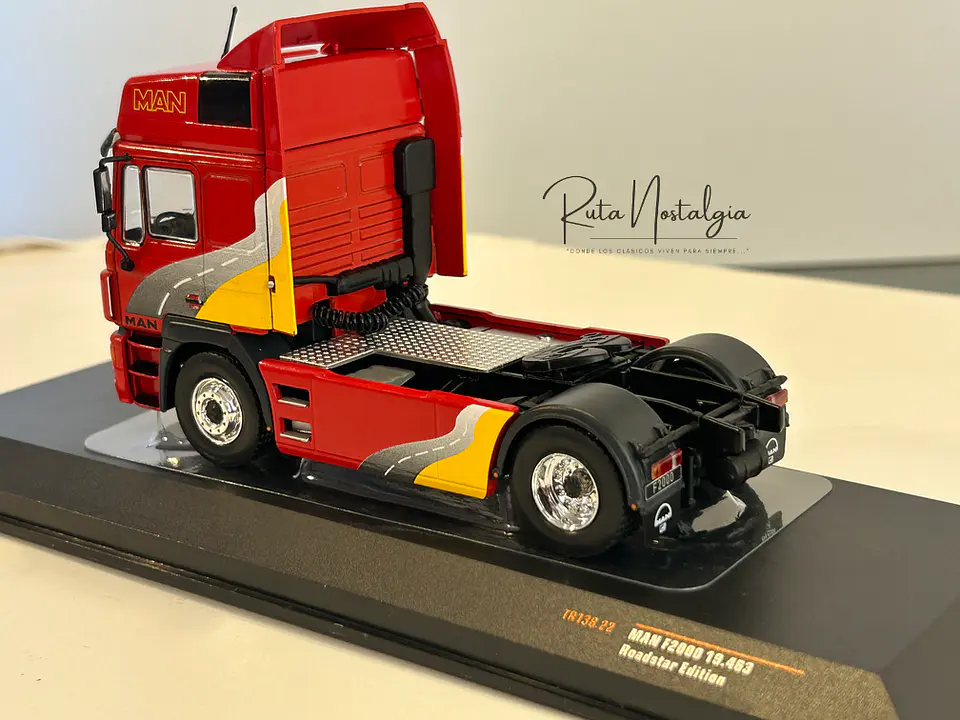 Camión MAN F2000 19.463 (1994) | IXO Escala 1:43 15