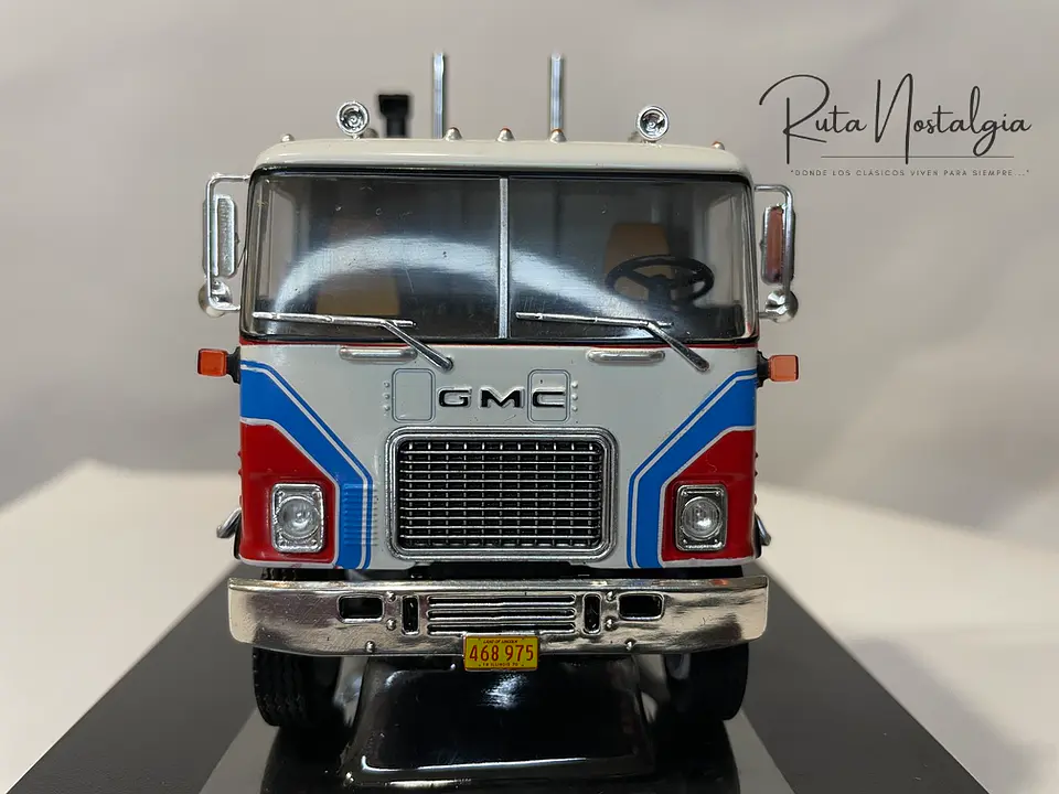 Camión GMC Astro 95 (1970) | IXO 1:43 Coleccionable 3