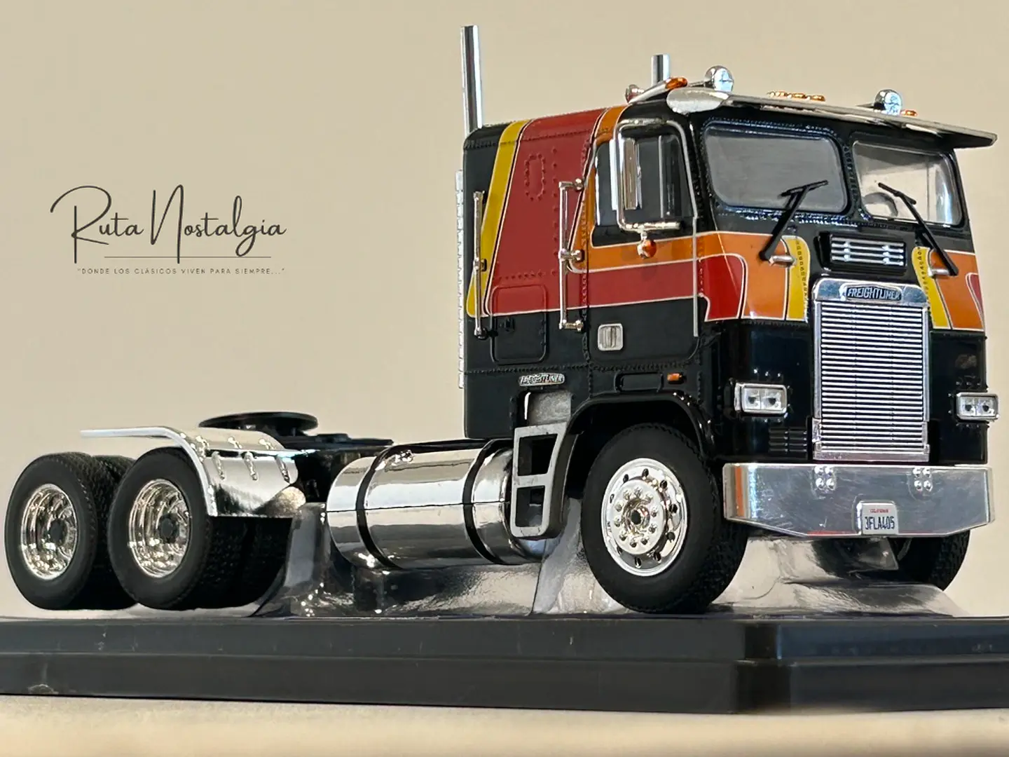 Camión Freightliner FLA (1993) | IXO Escala 1:43 9