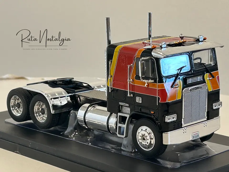 Camión Freightliner FLA (1993) | IXO Escala 1:43 3