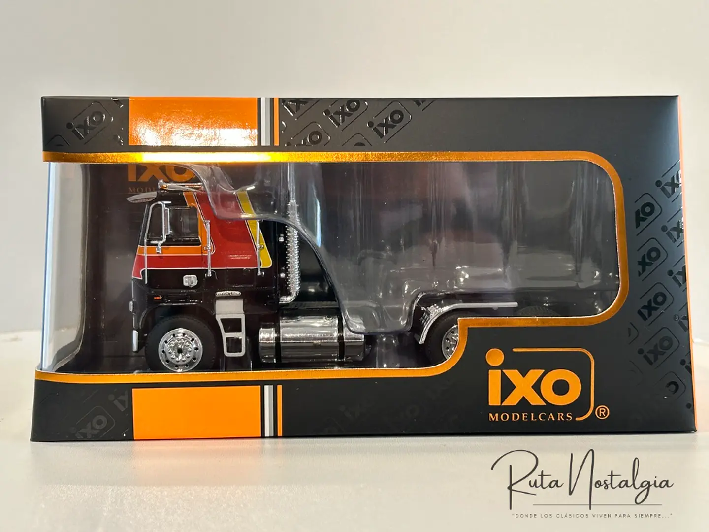 Camión Freightliner FLA (1993) | IXO Escala 1:43 10
