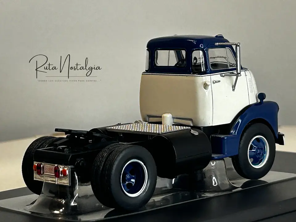Camión GMC 950 COE (1955) | IXO 1:43 Coleccionable 5