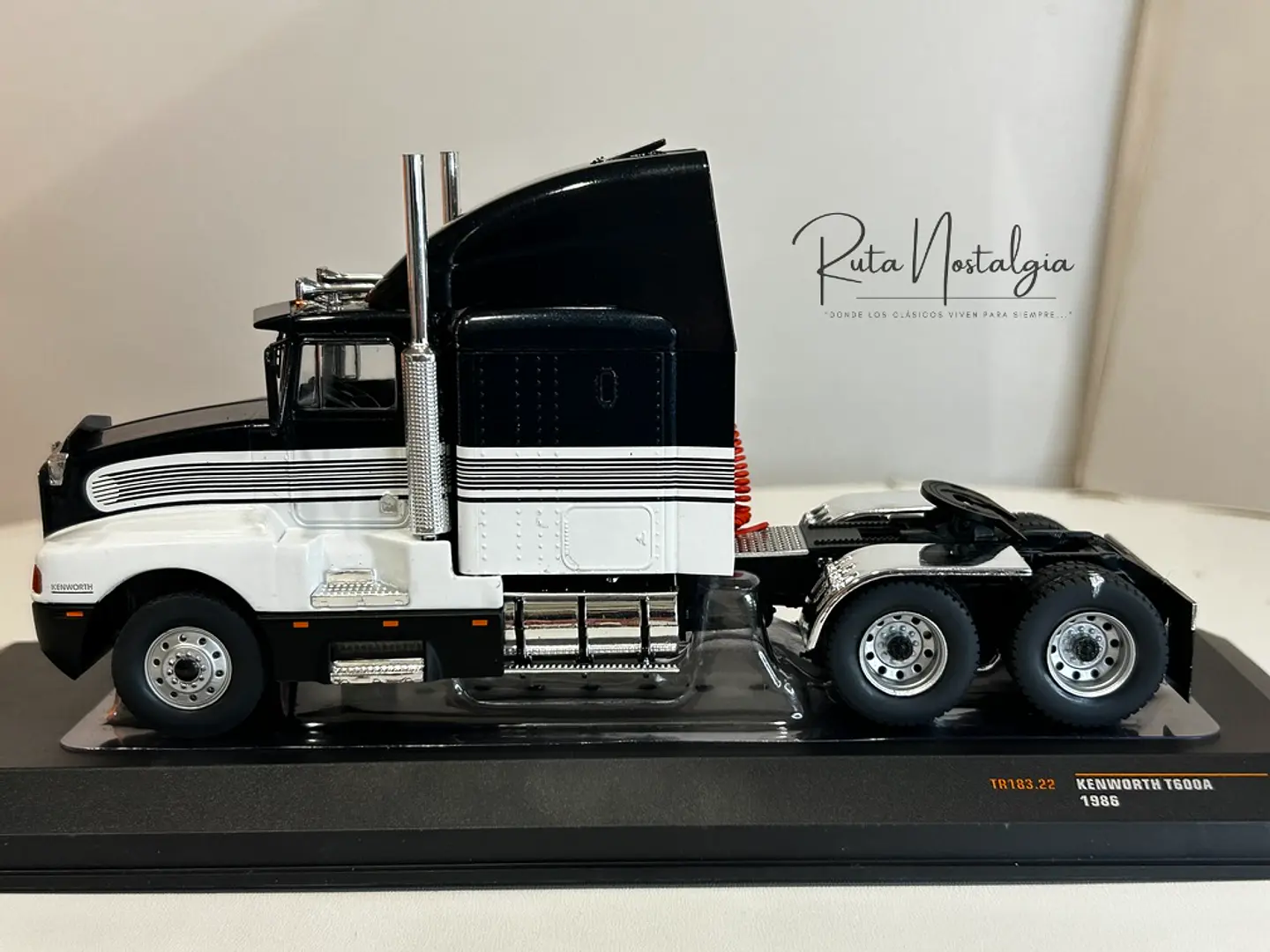 Camión Kenworth T600 (1986) | IXO Escala 1:43 8