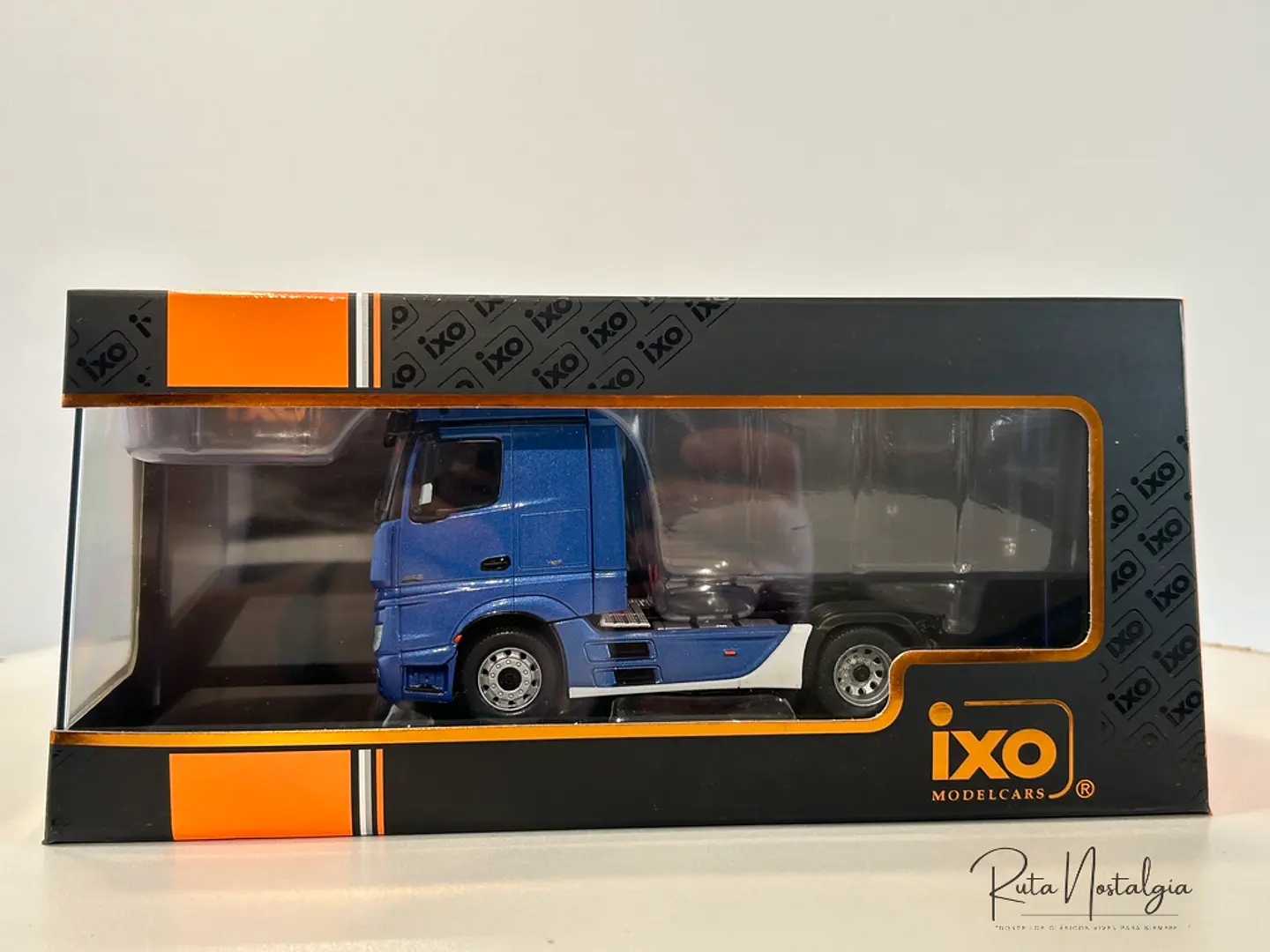 Camión Mercedes-Benz Actros MP4 | IXO Escala 1:43 10