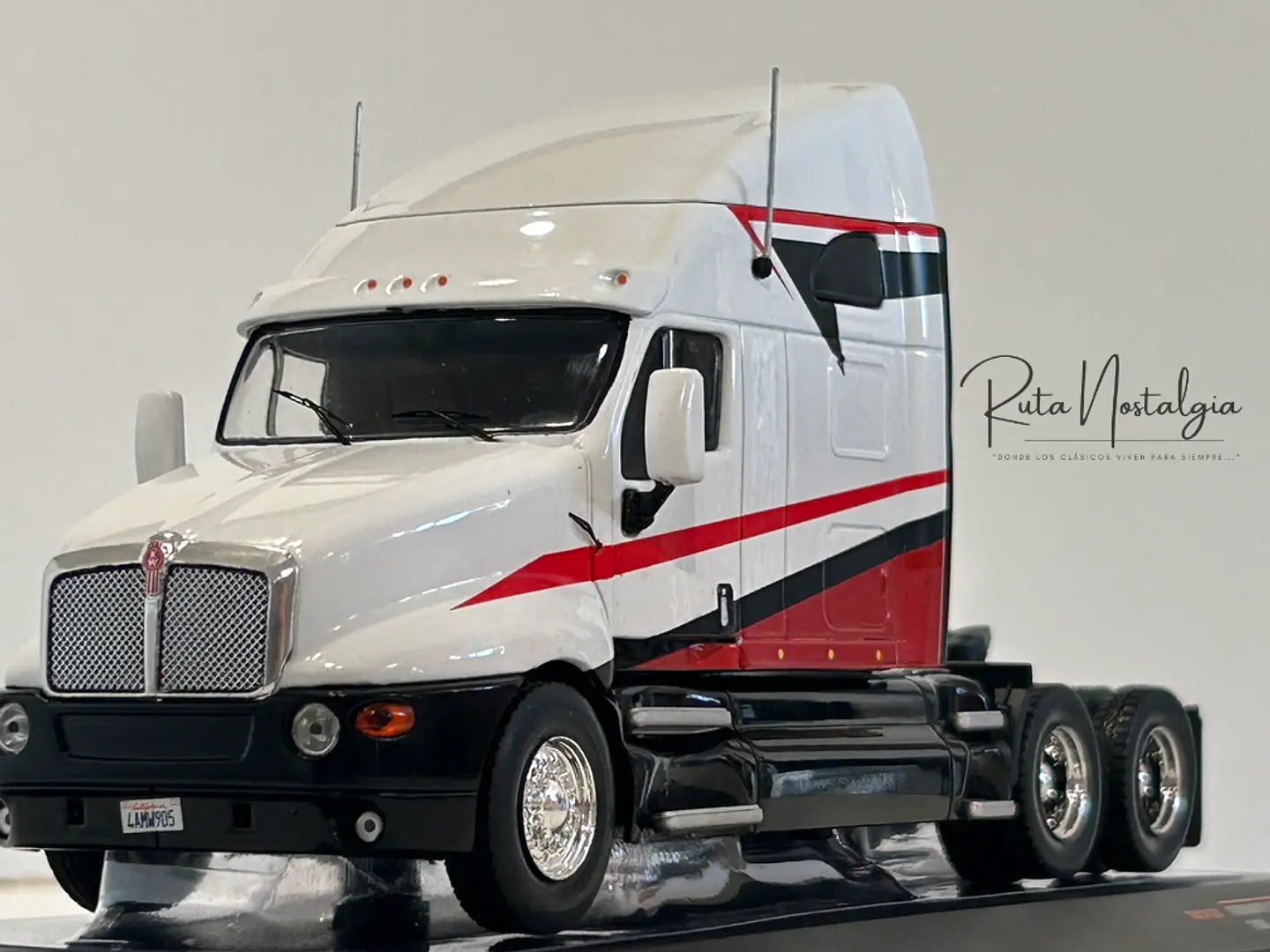 Camión Kenworth T2000 (1998) | IXO Escala 1:43 3