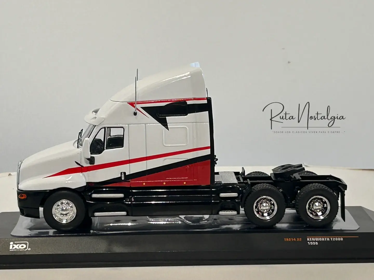 Camión Kenworth T2000 (1998) | IXO Escala 1:43 4