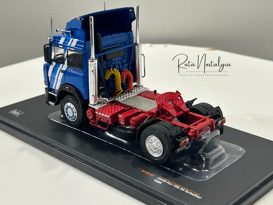 Camión Iveco TurboStar 190-42 (1984) | IXO 1:43 8