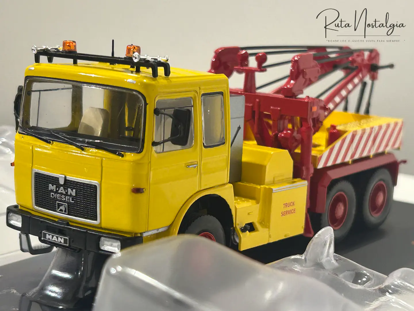 Grúa MAN F8 26.281 Wrecker (1970's) | IXO 1:43 3