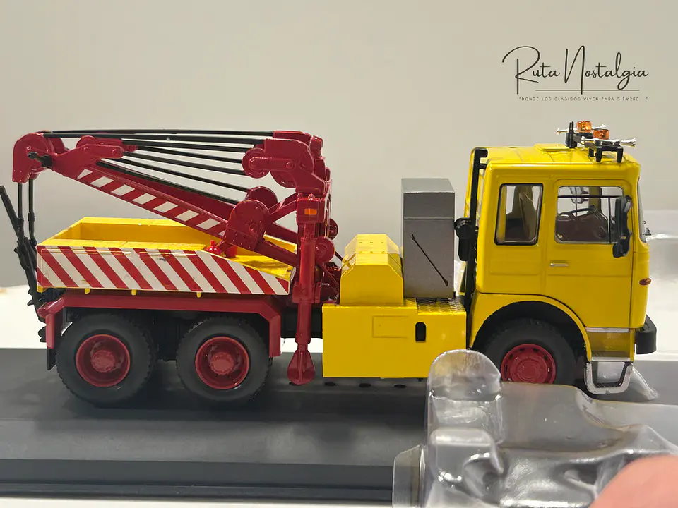 Grúa MAN F8 26.281 Wrecker (1970's) | IXO 1:43 10