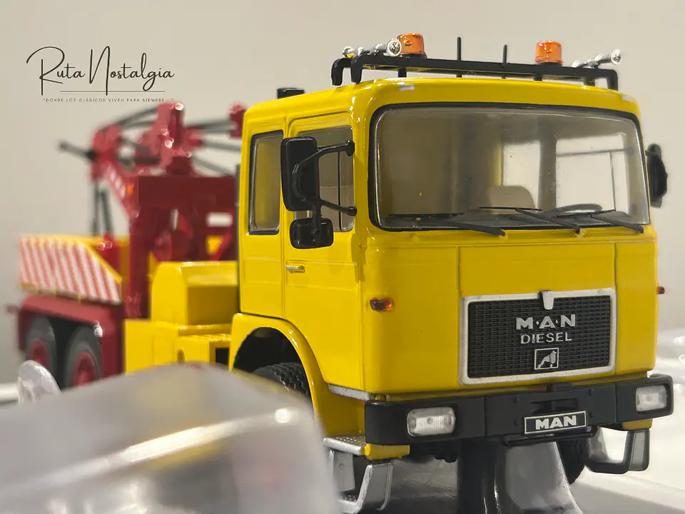 Grúa MAN F8 26.281 Wrecker (1970's) | IXO 1:43 1