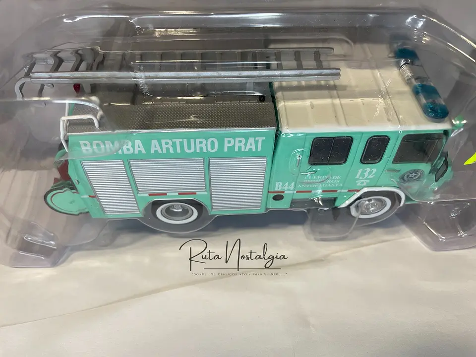Camión de Bomberos Berliet 770 KB6 | Altaya 1:43 12