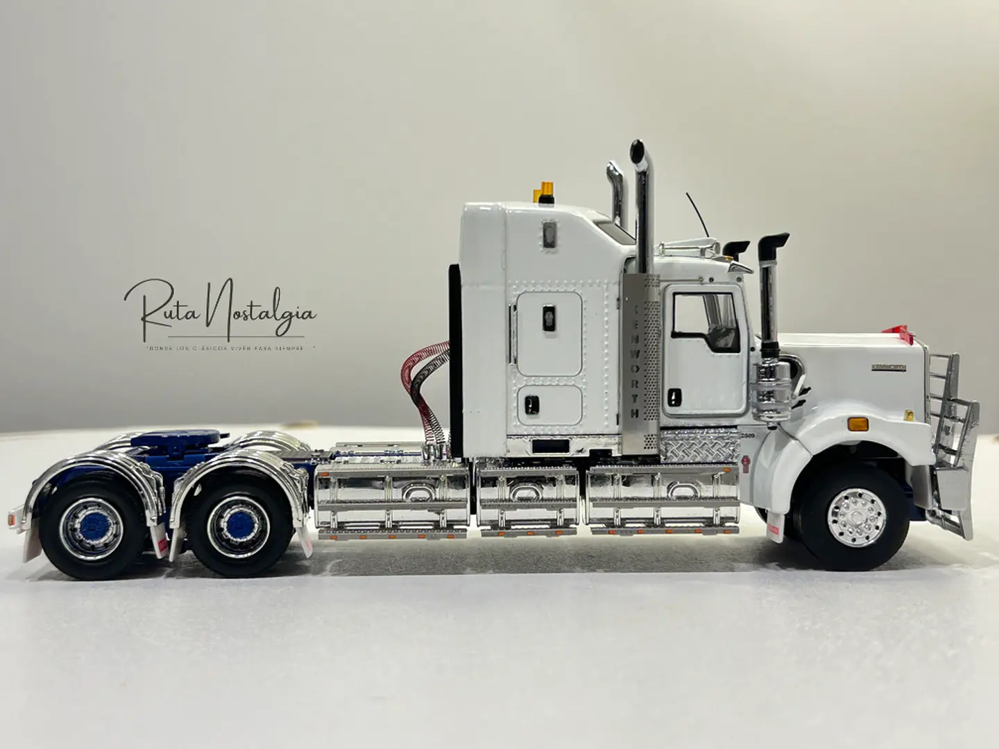 Camión Kenworth C509 | Drake 1:50 Coleccionable 12