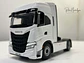 Camión WSI Iveco S-Way AS High 4x2 White Line 1:50 - Miniatura 4