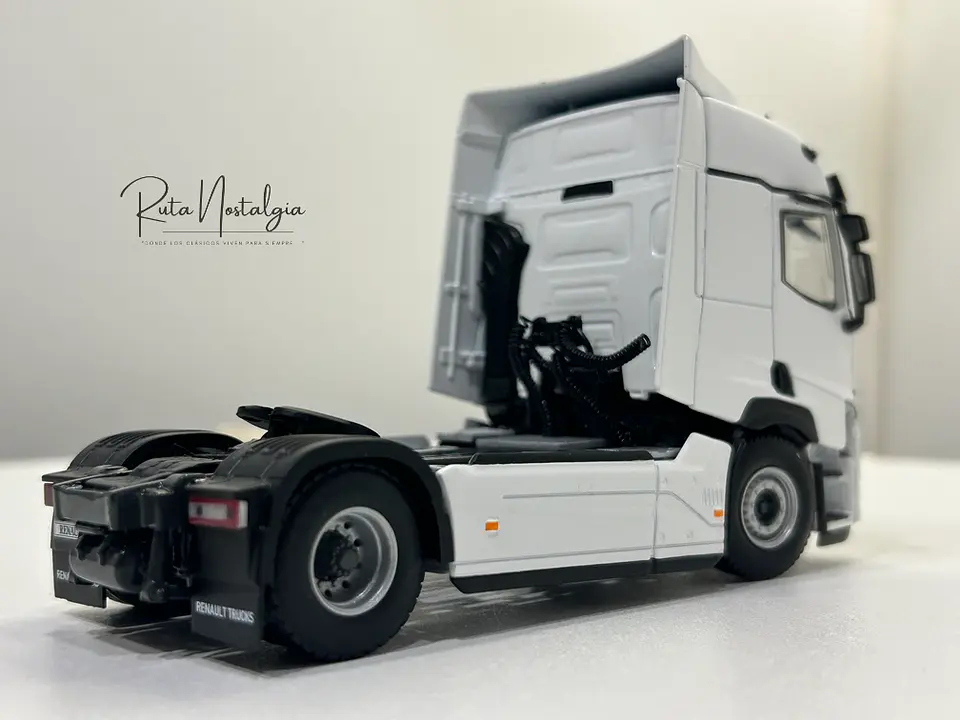 Camión WSI Renault T EVO 4x2 White Line Escala 1:50 8