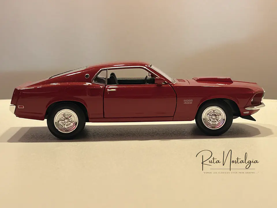 Auto Ford Mustang Boss 429 1969 | Welly Escala 1:24 10