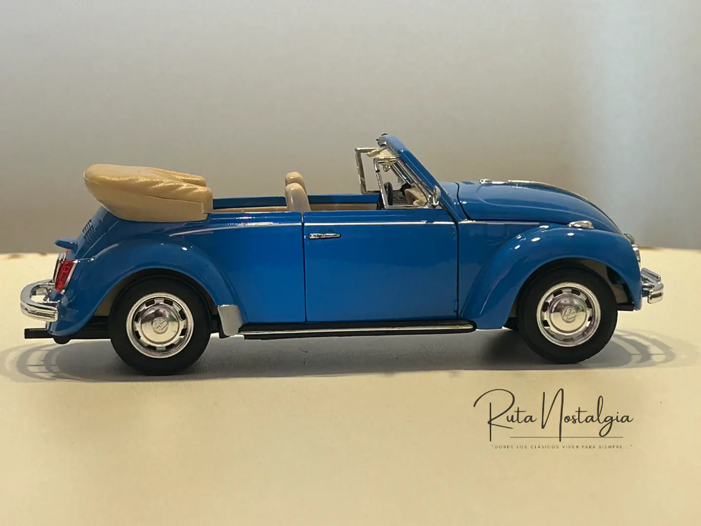 Auto Volkswagen Beetle Cabriolet | Welly 1:24 9