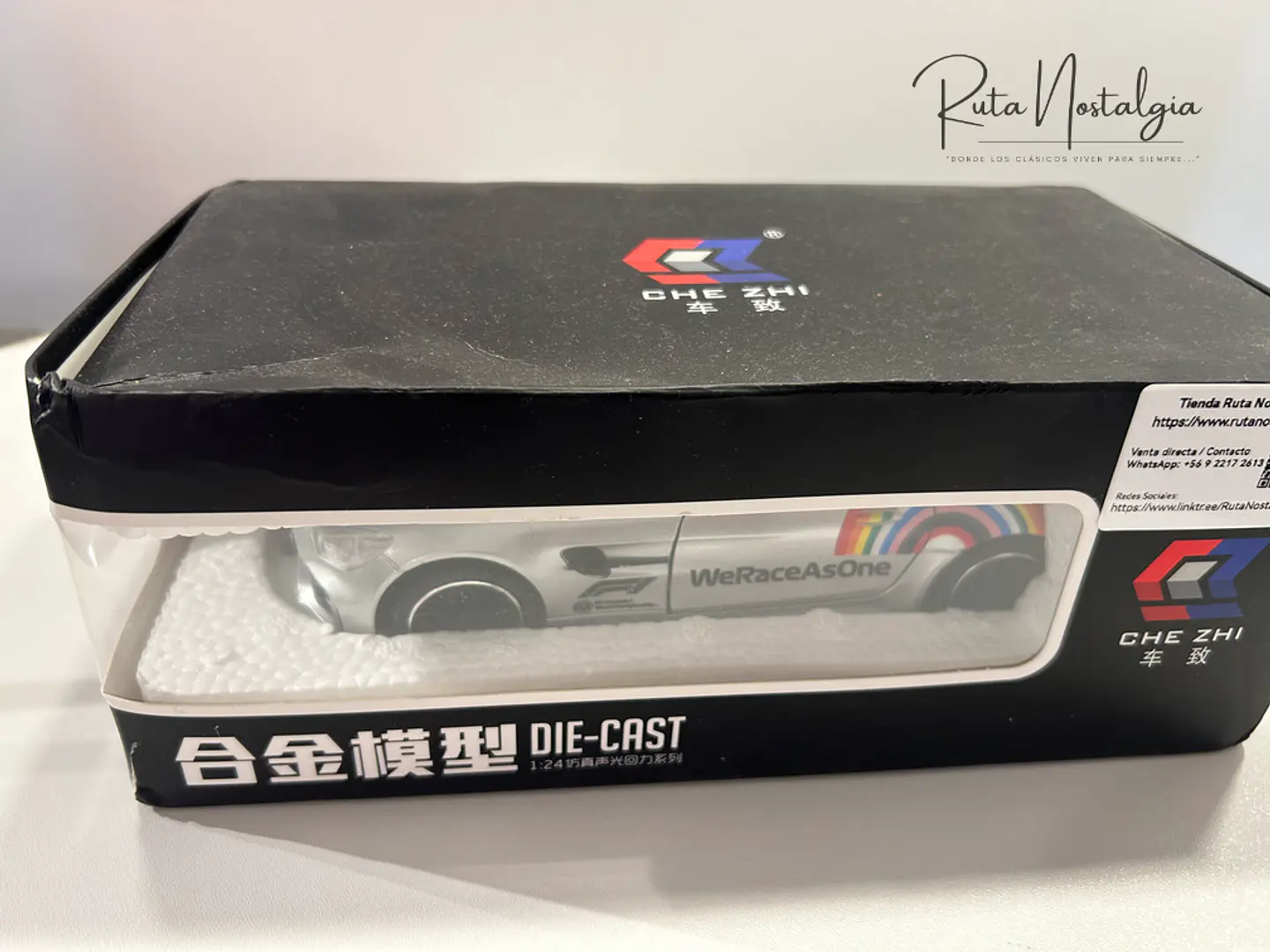 Auto Mercedes-Benz AMG GT R “F1 Safety Car” 1:24 10