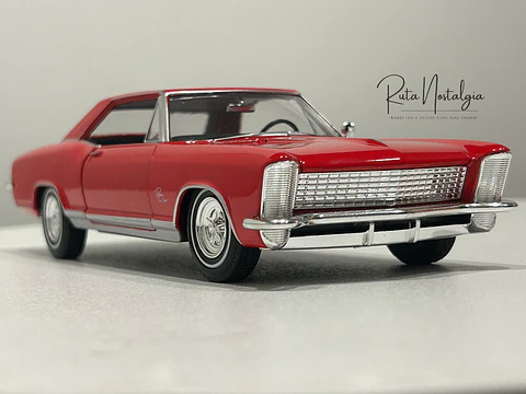 Auto Buick Riviera Gran Sport (1965) | Welly 1:24
