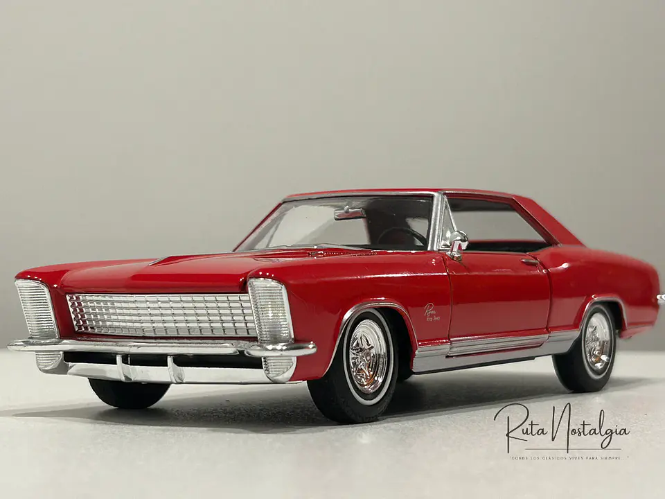 Auto Buick Riviera Gran Sport (1965) | Welly 1:24 4