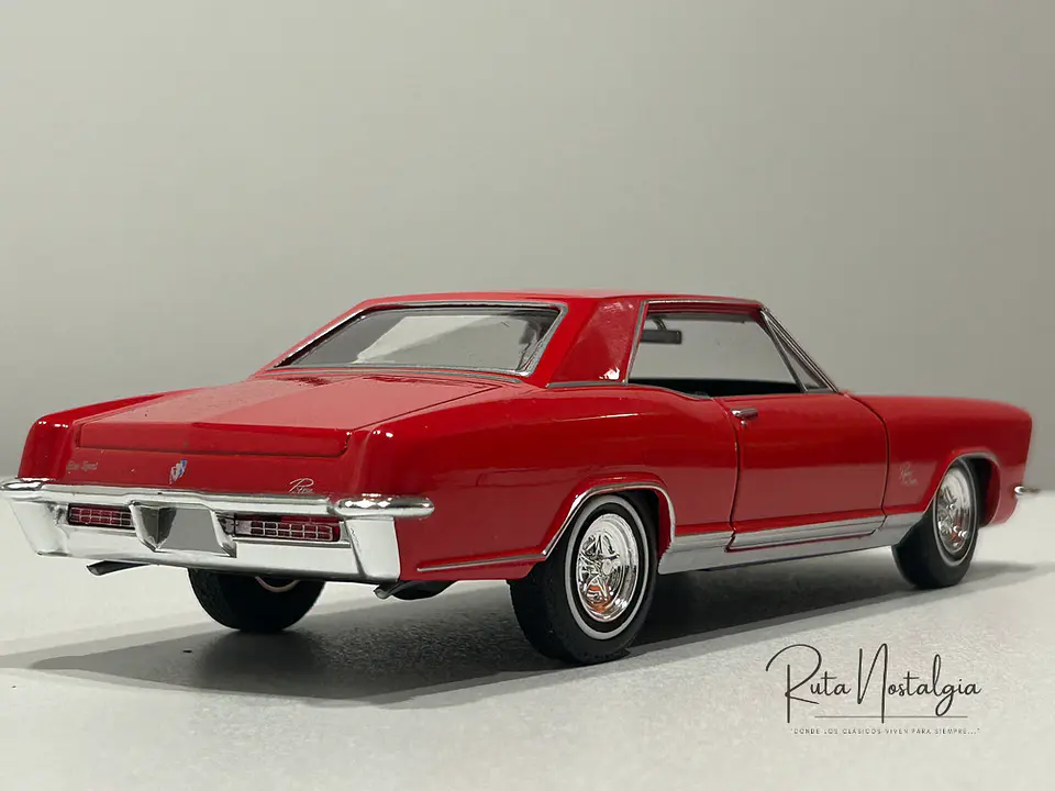 Auto Buick Riviera Gran Sport (1965) | Welly 1:24 7