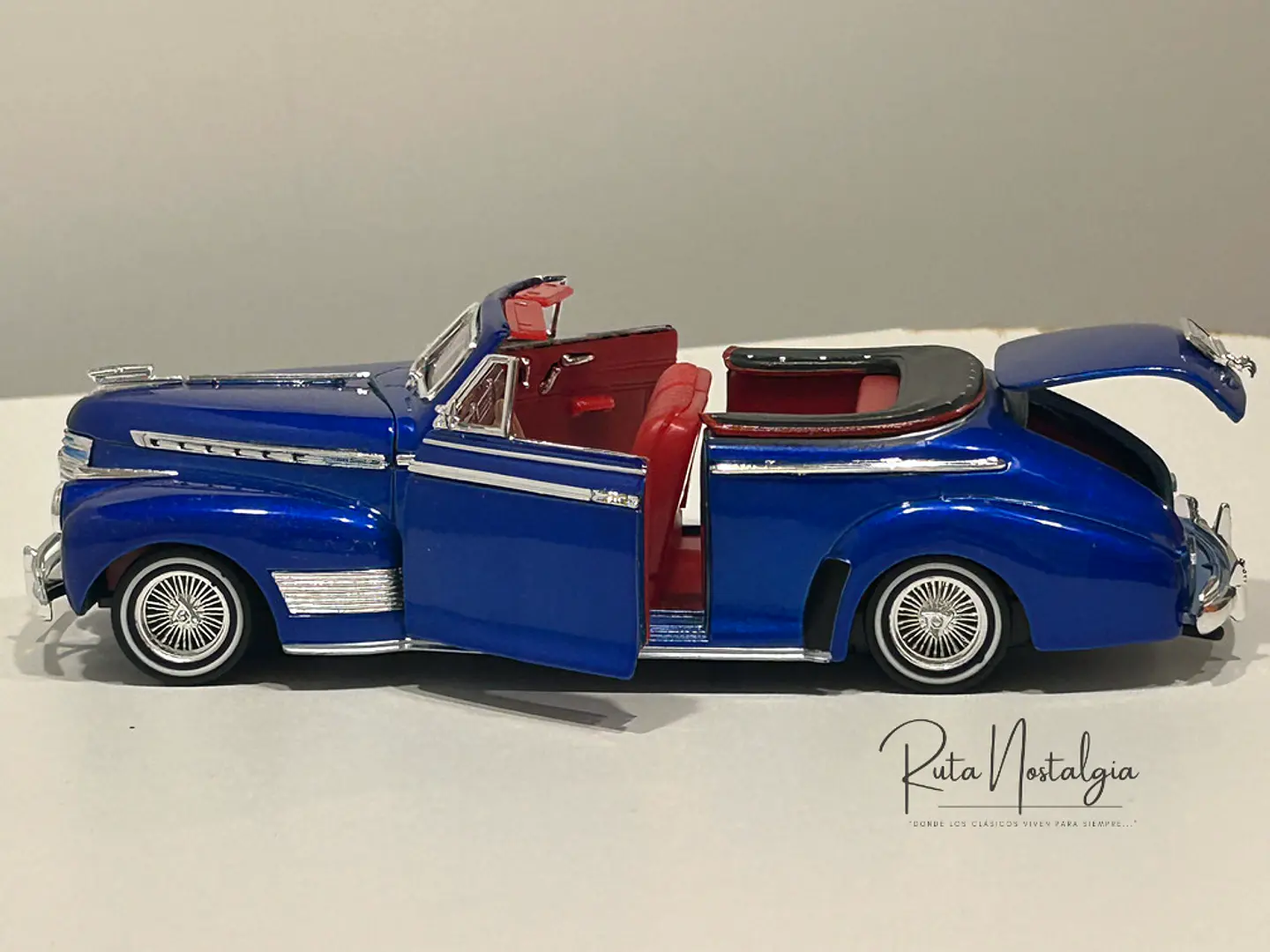 Auto Chevrolet Special Deluxe Convertible | Welly 1:24 4
