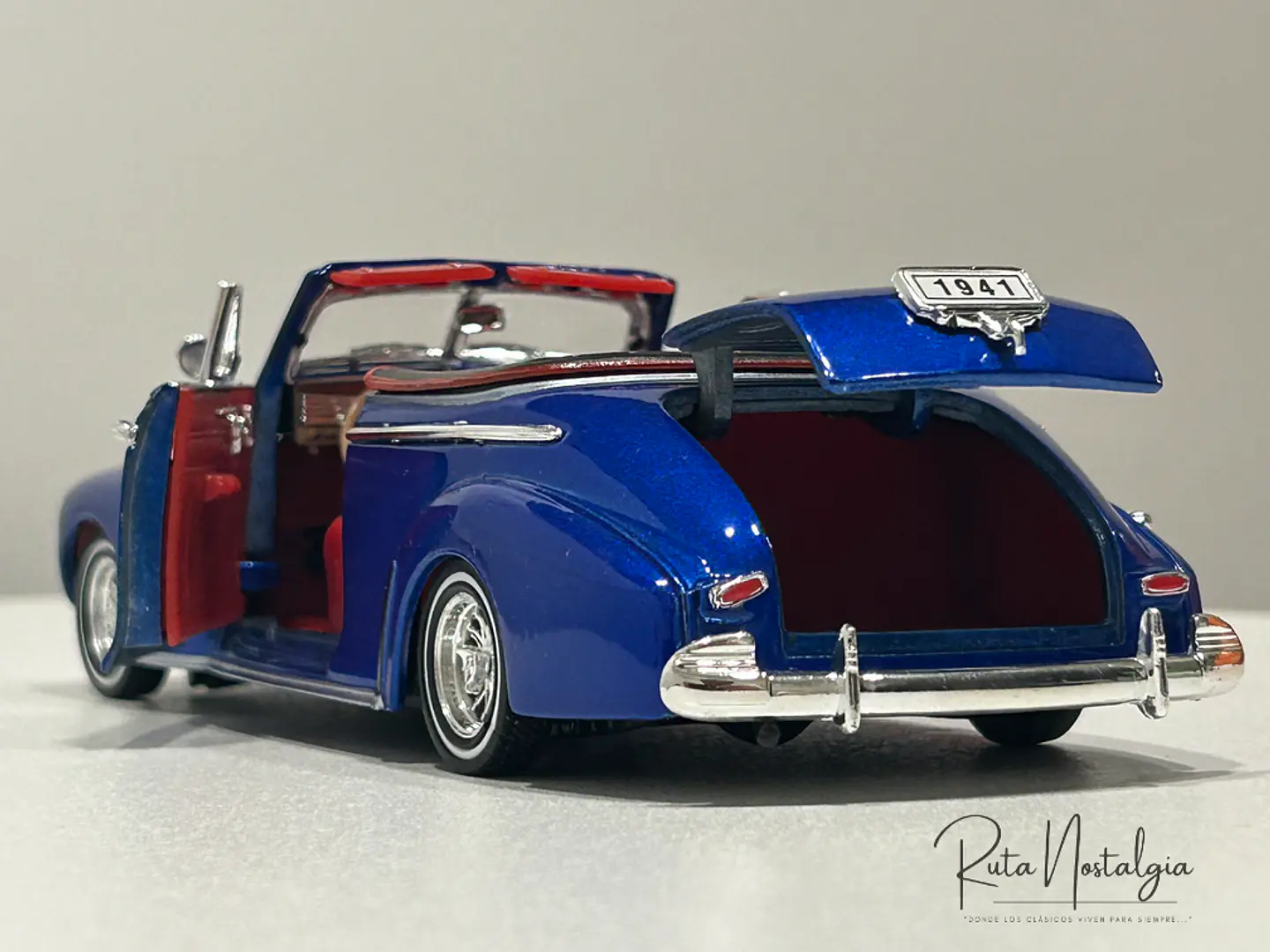 Auto Chevrolet Special Deluxe Convertible | Welly 1:24 5