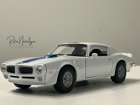 Auto Pontiac Firebird Trans Am (1972) | Welly 1:24